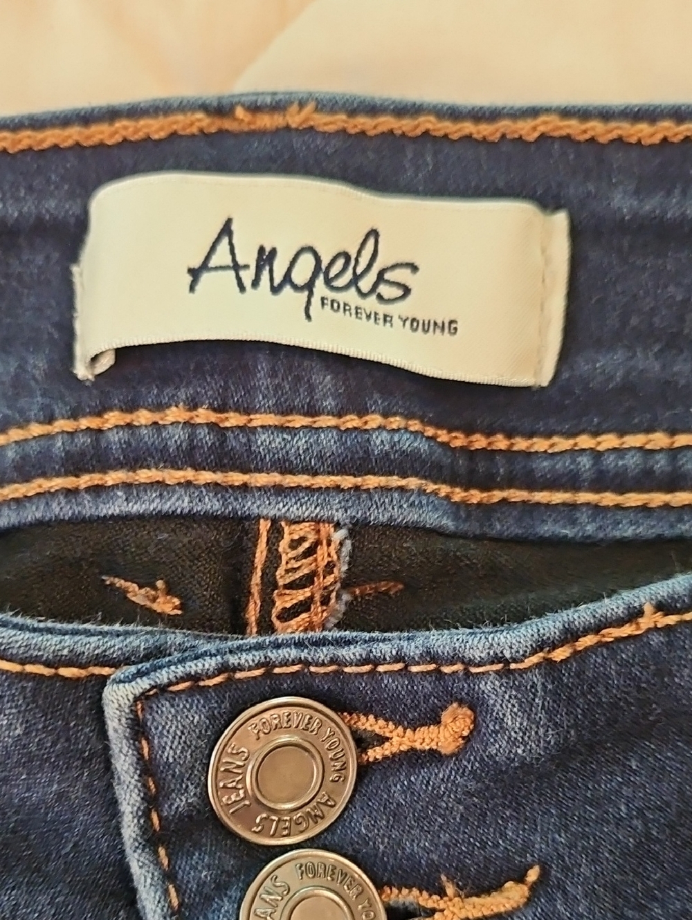 Angels Forever Young- 2 Button Curvy Skinny Jeans- Size 10 - Picture 6 of 8